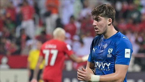 Süper Lig'de Yusuf Akçiçek bombası! Fenerbahçe geri çağırırken devreye girdi)
