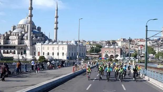 İstanbul'da bazı yollar trafiğe kapatılacak)