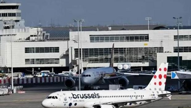 Brüksel Havaalanında ani grev kaosu! Uçuşlar kilitlendi, 3 saatlik gecikmeler)