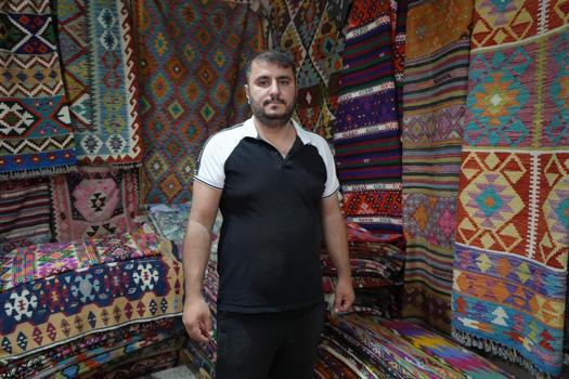 Anadolu'nun kaybolan hafızasını sırtında taşıyor! 80 yıllık mirası tanesi 15 bin TL'den satıyor, yurt dışından talep yağıyor!)
