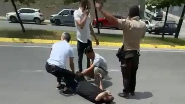 Gebze Adliyesi önünde silahlı saldırı paniği)