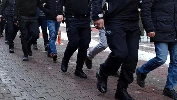 Sosyal medyada suç örgütlerini övüyorlardı! 54 ilde eş zamanlı operasyon: 258 gözaltı)