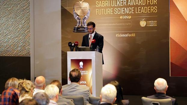 100 bin dolar ödüllü “Geleceğin Bilim Lideri” için başvurular başladı)