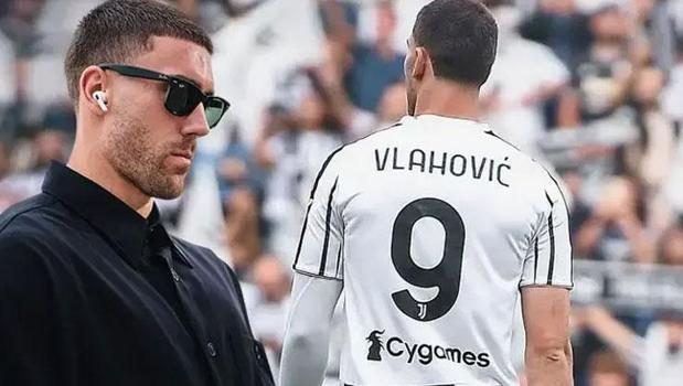 Beşiktaş’tan dudak uçuklatan teklif! Vlahovic Kartal oluyor)