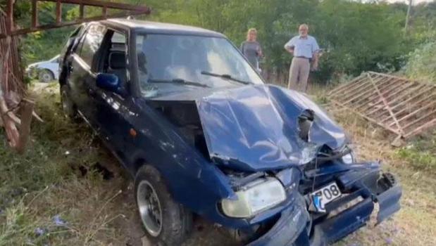Kaza yapan sürücü aracını bırakıp uyumaya gitti)