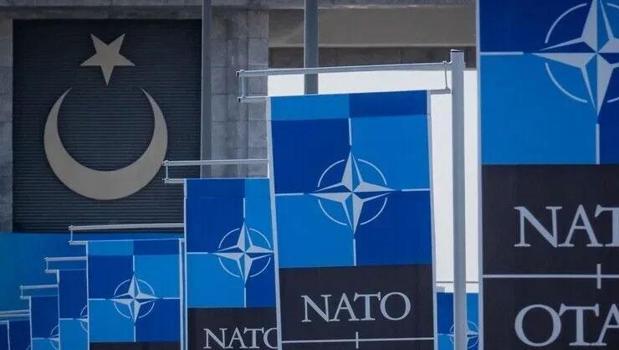NATO heyeti Anıtkabir’i ziyaret edecek)