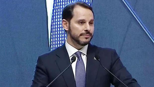 Berat Albayrak 15 Temmuz gecesi yaşananları anlattı: Uçağımızdaki pilotlardan biri FETÖ'cüydü)