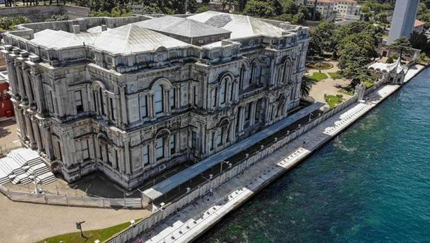 Önünden her gün geçiyoruz ama içindeki sırları kimse bilmiyor: Boğaz'daki o sarayla ilgili daha önce duymadıklarınız)