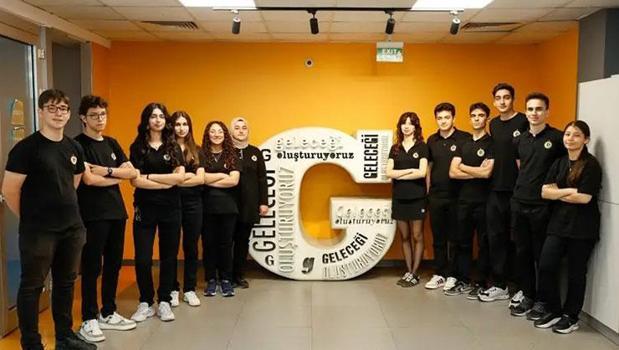 'Yapay zekayı kullanan değil, üreten gençler yetiştireceğiz')