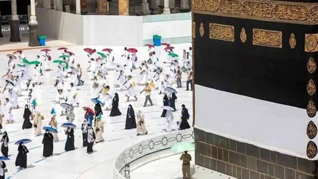 Suudi Arabistan duyurdu: 1 yıllık çok girişli Umre Vizesi yürürlükte)
