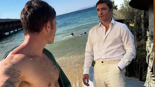 Gossip Girl'ün Chuck Bass'ı Ed Westwick, rotayı yine Türkiye'ye çevirdi!)