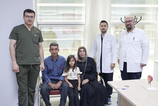 Diyaliz riski taşıyordu! Çifte ameliyatla sağlığına kavuştu)