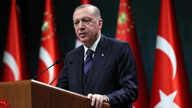 Cumhurbaşkanı Erdoğan, 'TÜGVA Yaz Okulları Finali' programında gençlere seslendi! 'Bu milletin evlatlarını kirli emellerine alet edemezler')