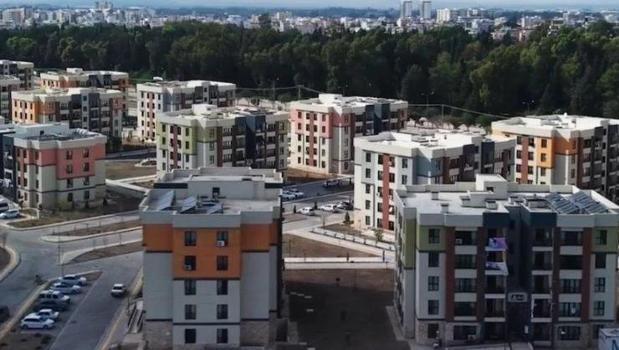 Çevre, Şehircilik ve İklim Değişikliği Bakanlığından Adana afet konutları paylaşımı: Yeni yuvalar, yeni umutlar ve yepyeni yarınlar var)