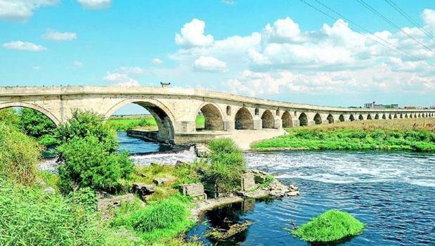 Yarın çekiliyor! Büyük ikramiye 40 milyon lira)