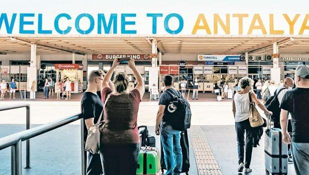 Antalya’da turizm yoğunluğu)