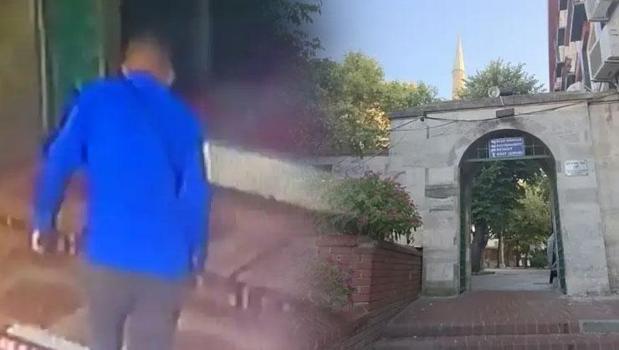 Fatih'te camide akılalmaz olay! 450 bin lira olan çantası çalındı)