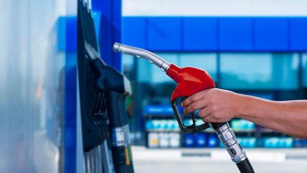 Ağustos'ta motorine ÖTV yok! Eşel Mobil sistemi sona erdi; kademeli sistem geldi)