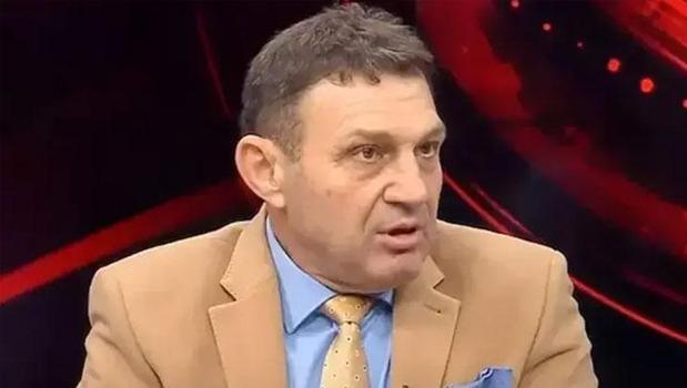 Emekli Tuğamiral Türker Ertürk gözaltına alındı)