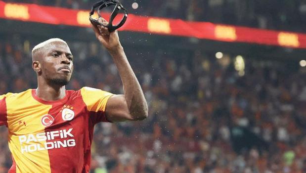 Osimhen atıyor Aslan kükrüyor)