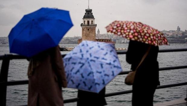 AKOM'dan İstanbul için gök gürültülü sağanak uyarısı)