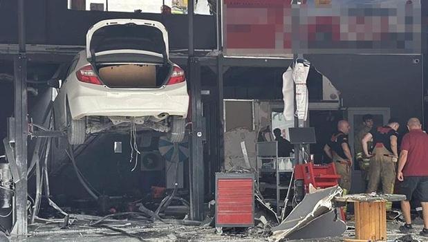 LPG tankı paniği! İşlem sırasında patladı: 2 yaralı)
