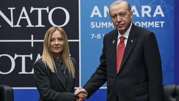 Cumhurbaşkanı Erdoğan'dan Giorgia Meloni'ye tebrik)