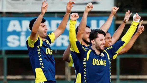 İsmail Kartal'dan Beşiktaş derbisinde sürpriz hamle! 10 numara planı değişiyor)