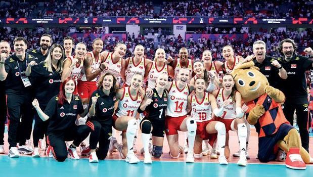 Sultanlar şov ile finalde)