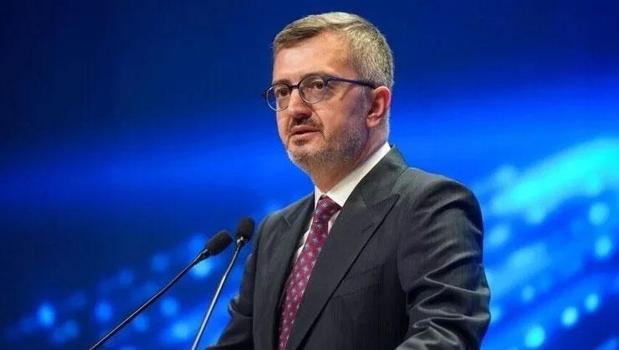 İletişim Başkanı Duran'dan Avrupa şampiyonu olan A Milli Kadın Voleybol Takımı'na tebrik)