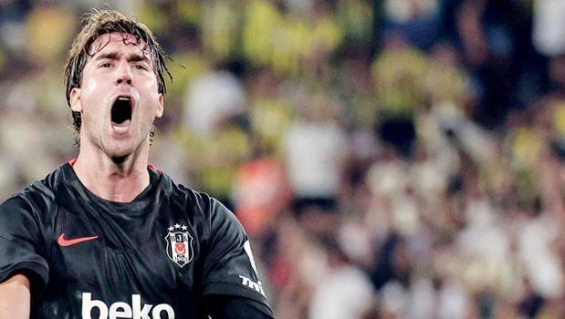 Vlahovic geldi dertler bitti!)