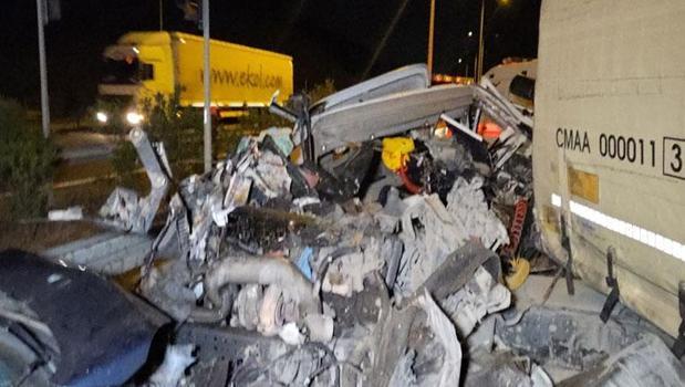 Bursa'da zincirleme kaza; 1 ölü, 7 yaralı)