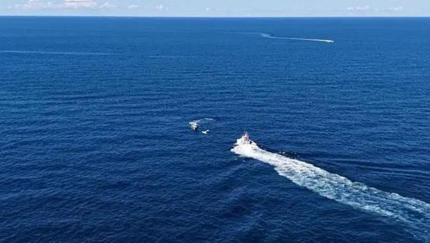 Gürcistan'dan havalanan küçük uçak, Rize açıklarında denize acil iniş yaptı)