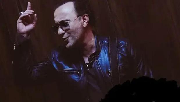 Şarkıcı Nev'den üzücü haber! Yoğun bakıma kaldırıldı)