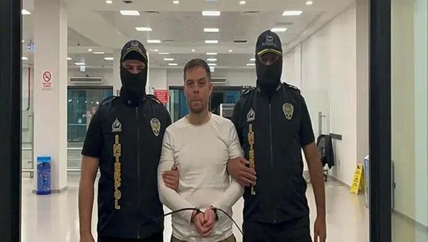 Arjantin'de yakalanıp Türkiye’ye getirilmişti! Serkan Kurtuluş ilk kez hakim karşısına çıktı)