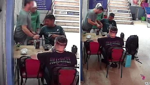 Yok böyle ‘tanıtım’! Seyyar satıcı çaycıya elektroşok verdi)