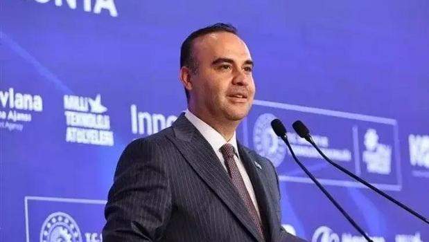 Bakan Kacır'dan tekstil sektöründe yeşil ve dijital dönüşüm mesajı)