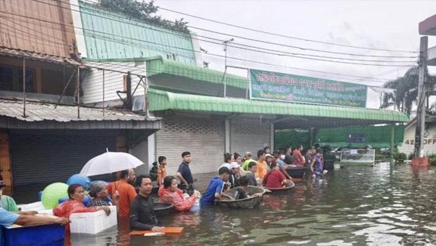 Tayland'da sel: 8 ölü)
