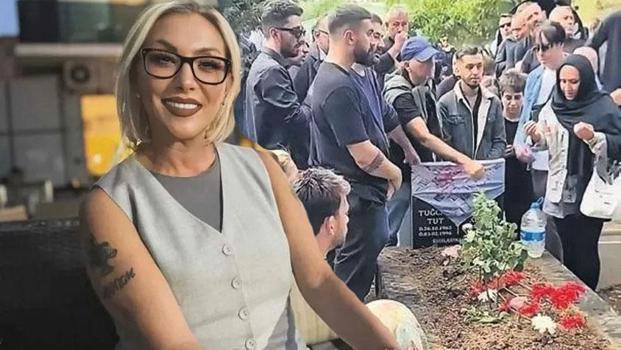 1 yıl önce hayatını kaybeden Güllü mezarı başında dualarla anıldı)