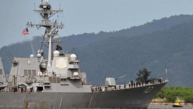 Tahran'dan flaş iddia! ABD savaş gemileri Hürmüz Boğazı'ndan çekildi!)