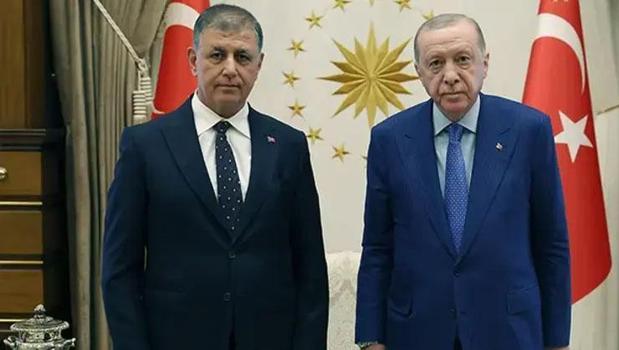 Cumhurbaşkanı Erdoğan İzmir Büyükşehir Belediye Başkanı Tugay'ı kabul etti)