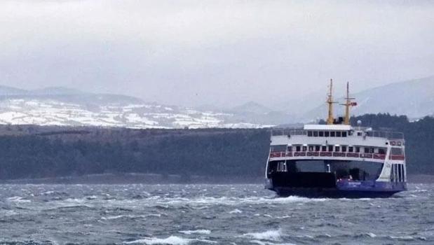 Ege'den fırtına alarmı! Gökçeada ve Bozcaada feribot seferleri iptal edildi)