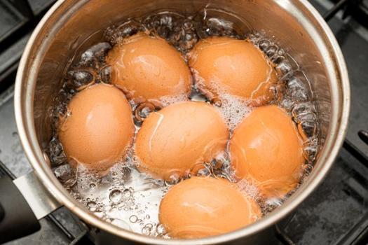 Yumurta kaç dakika haşlanmalı? Bu süreye dikkat edenler lezzetine doyamıyor)