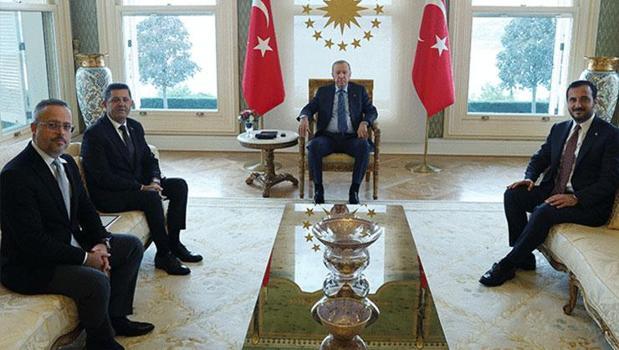 Cumhurbaşkanı Erdoğan, Çekmeköy Belediye Başkanı Çerkez'i kabul etti)