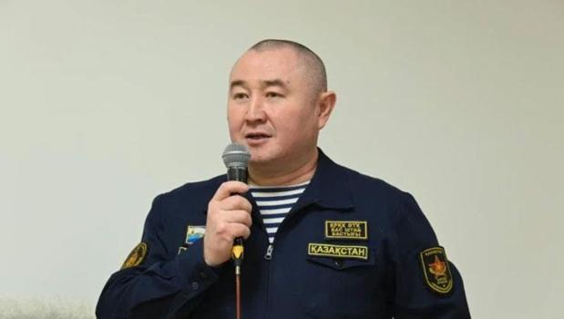 Kazakistan'daki askeri tatbikat faciası sonrasında eski Deniz Kuvvetleri Komutanı tutuklandı)