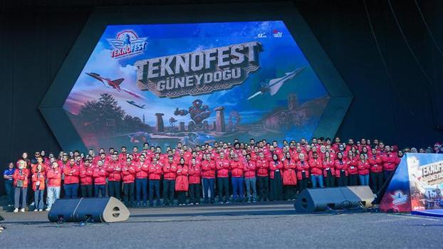 TEKNOFEST Güneydoğu, 1,5 milyon ziyaretçiyle teknoloji şölenine dönüştü)