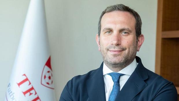 TFF duyurdu! Abdullah Ayaz istifa etti)