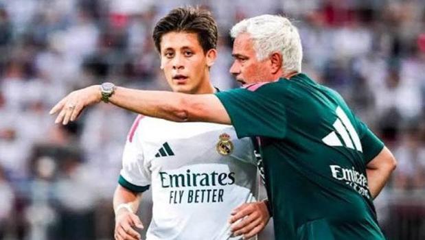 Mourinho kararı verdi! Madrid'deki krizi Arda çözecek)
