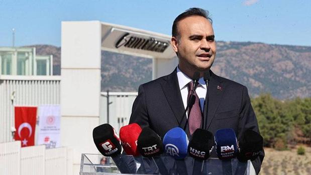 Bakan Kacır, Türk ve yabancı astronotlar ile Salda Gölü’nde Bilim Merkezi açtı!)