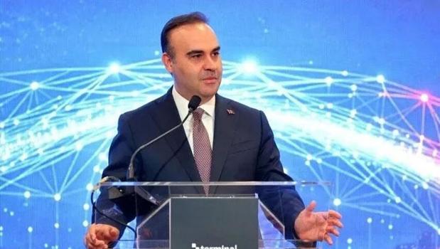Bakan Kacır'dan uzay meraklılarına davet)